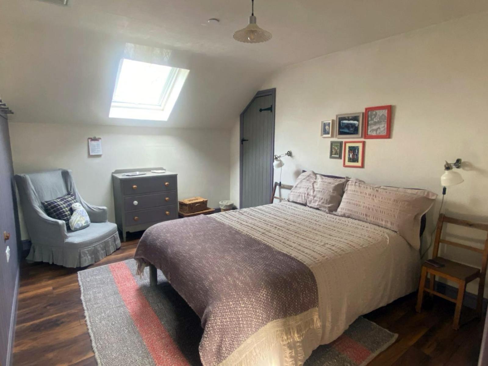 Creatively Converted Barn In Accessible Rural Spot Llanwrda Eksteriør billede